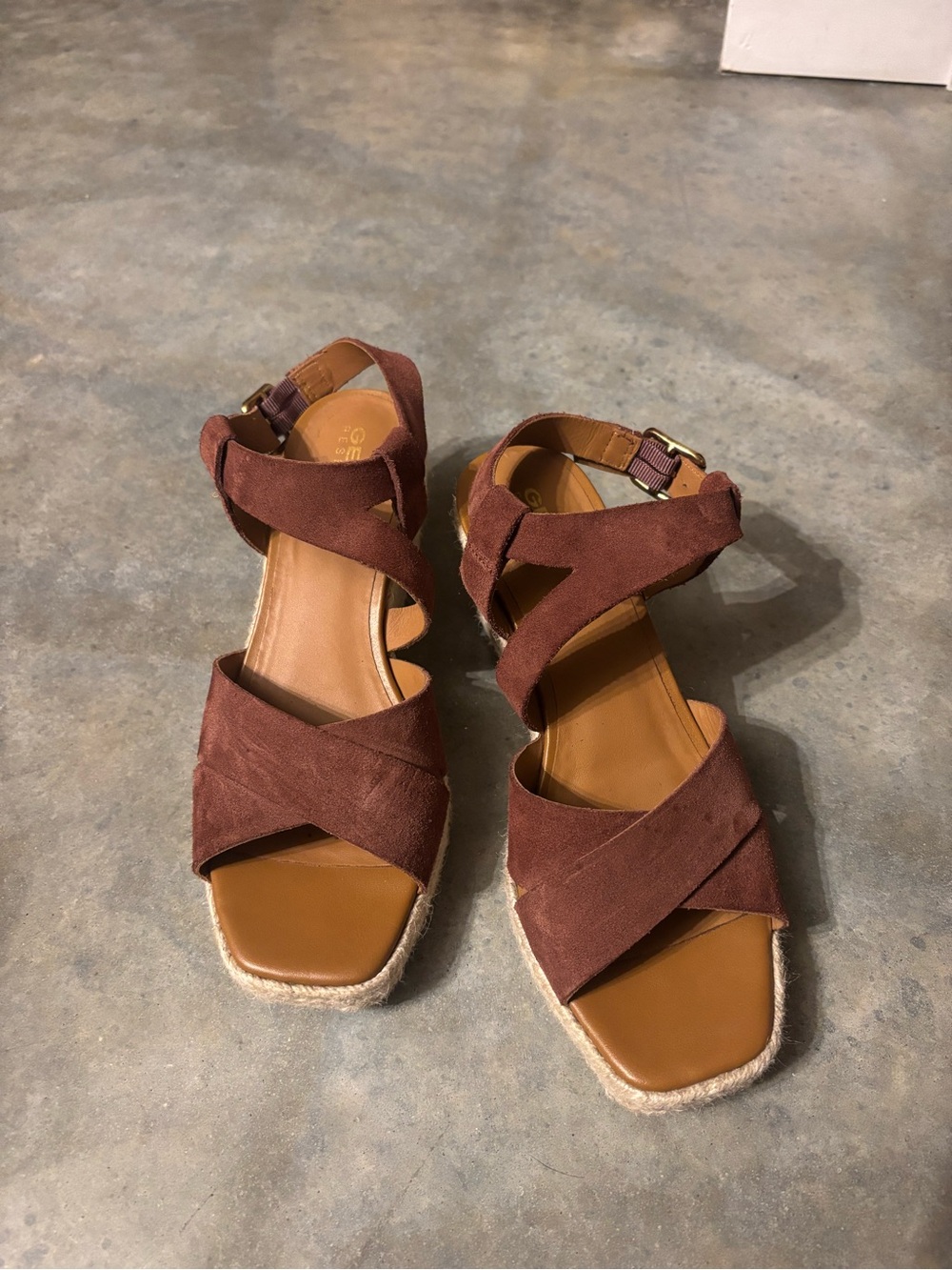 like new - geox suede wedges - size 7